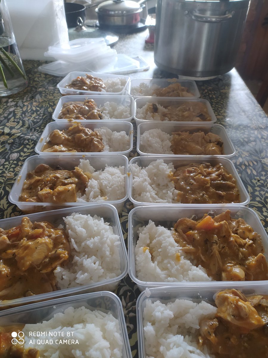 Chicken dinner going out to Newstead folk 😃 <a href="/NottsCC/">Nottinghamshire County Council</a> 
<a href="/EatingOnPurpose/">EatingOnPurpose</a>
<a href="/FareShareMids/">FareShare Midlands</a>