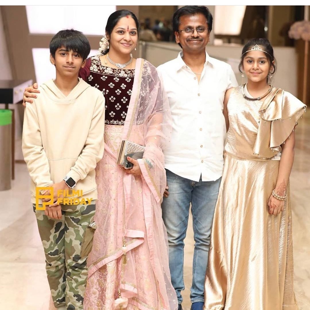 UpdateCinema's tweet photo. @ARMurugadoss https://t.co/PxZL9cT9Rw