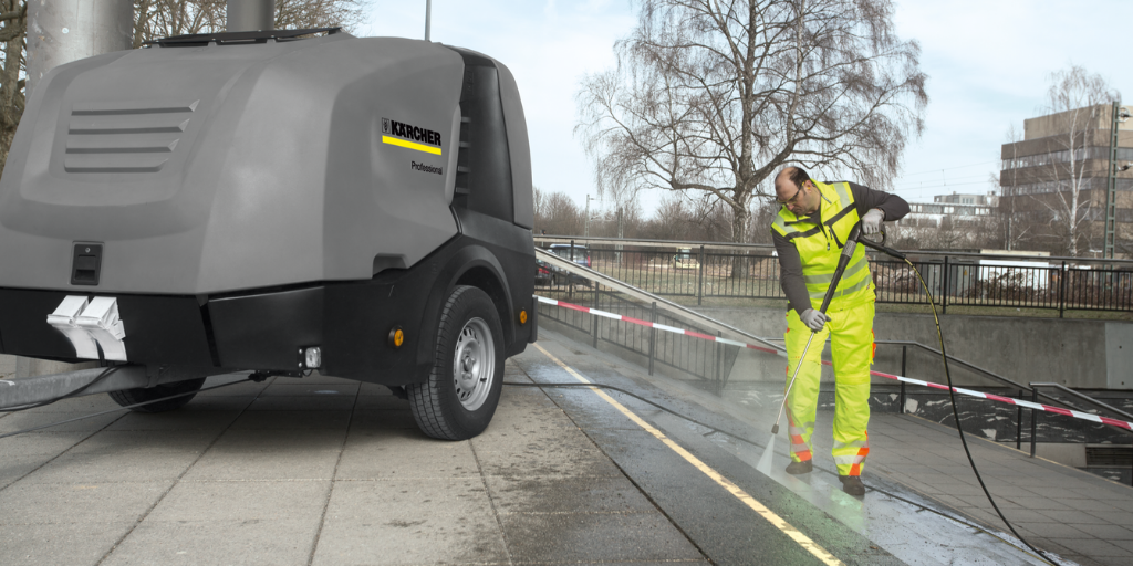 Tackle the toughest of environments when you hire a Karcher HDS 17/20 Trailer Pressure Washer. Ideal for councils, construction sites and the automotive industry, contact us today to find out how the Trailer Pressure Washer can support your cleaning needs. #chirpcleansweep