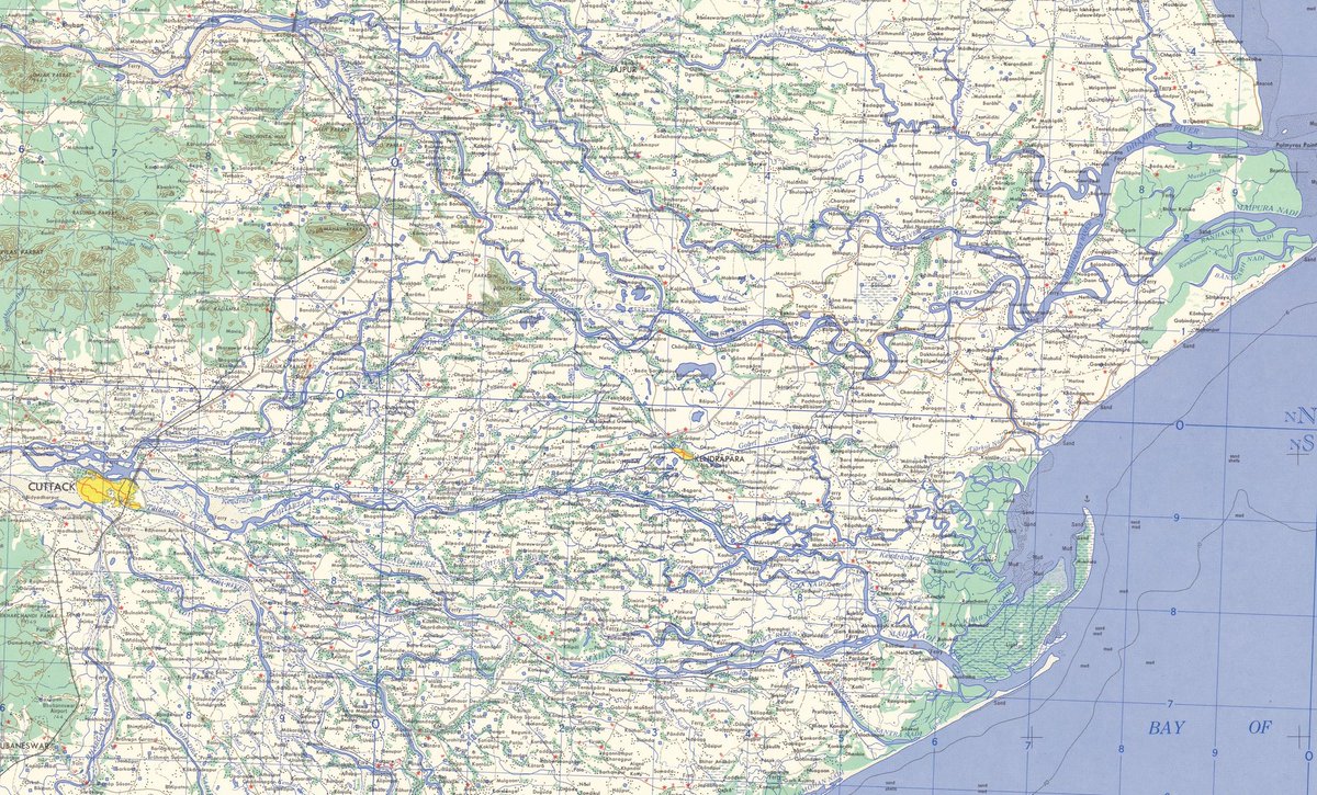 abdaal's tweet image. One look at this and it is easy to appreciate what a difficult job building roads and railways in the Baitarani- Mahanadi delta was. The only thing comparable in India is the Sundarbans delta with few roads and lot of transport on water. 

From a 1954 US Army Map.