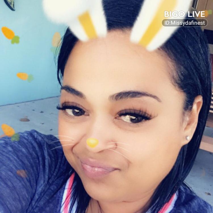 Bossladychi1's tweet photo. Come and see 🥖Missydafinest's LIVE in #BIGOLIVE: Need my 🌟🌟🌟 good morning   https://t.co/uYXRJzs6Ym https://t.co/XcIkpi6Q4v