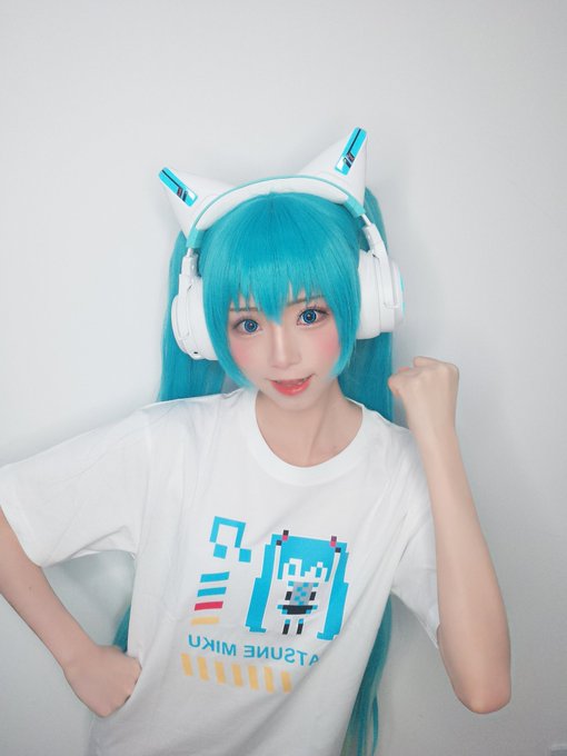 Twitterのコスプレ画像20