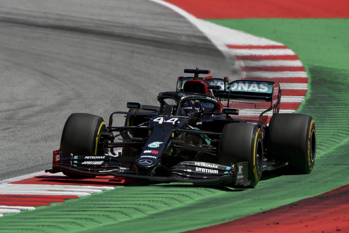 Hit β€οΈ if you've also had your laptime deleted for exceeding track limits today. π
#AustrianGP https://t.co/6LUOmzpE7M