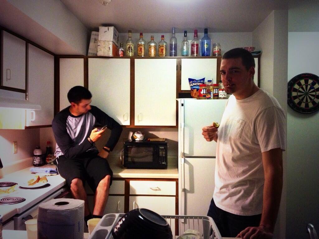 ew_gray22's tweet photo. “Hero’s get remembered, but legends never die”- Sandlot 

No quote has ever been more fitting! RIP to the best teammate,roommate and most importantly friend! Can’t believe it’s been 7 years!! 

#RIPDice #StayPrayedUp https://t.co/BBA5hp4iYN