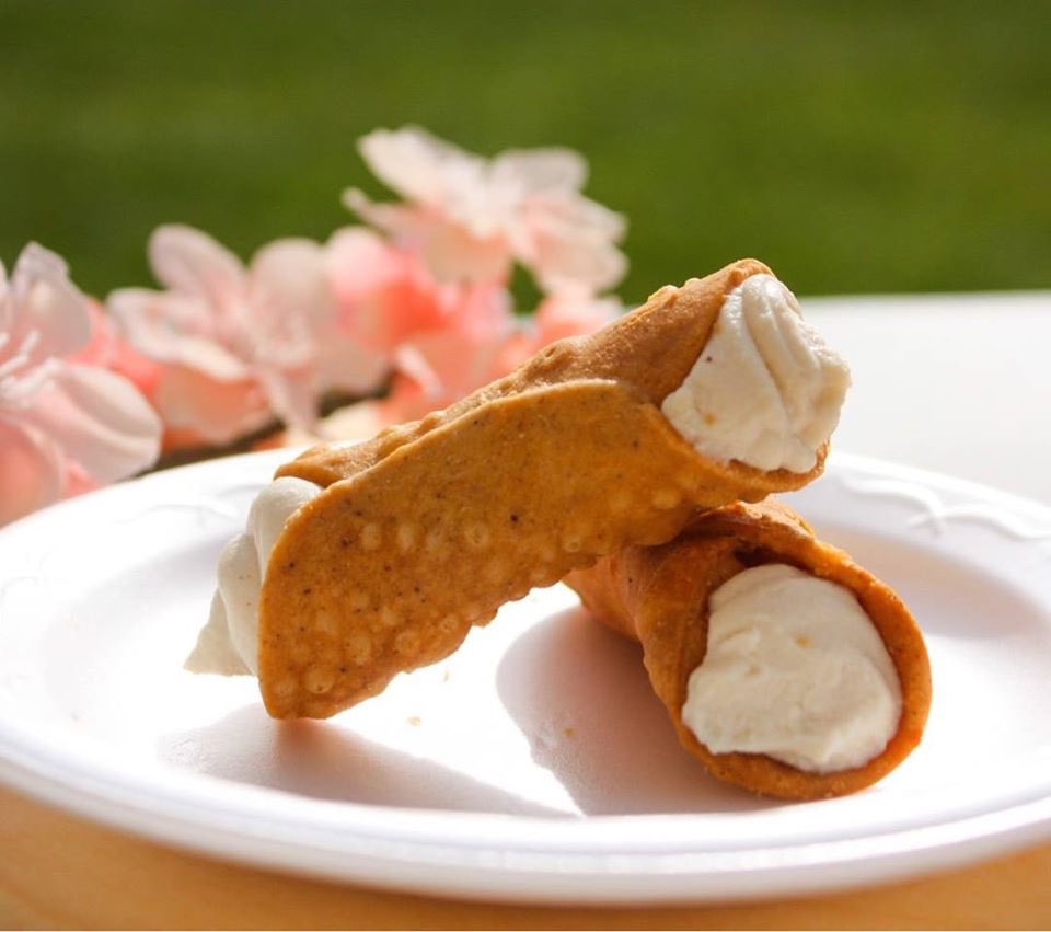 Do you like cannolis? 😋

Zeppoli’s Grand Re-Opening is going on today and tomorrow!🎉 

We’re giving free cannolis to everyone who attends!

Don’t miss out on some great deals &amp; specials on wine, appetizers, &amp; more! 

Stop by today, we’d love to see you!