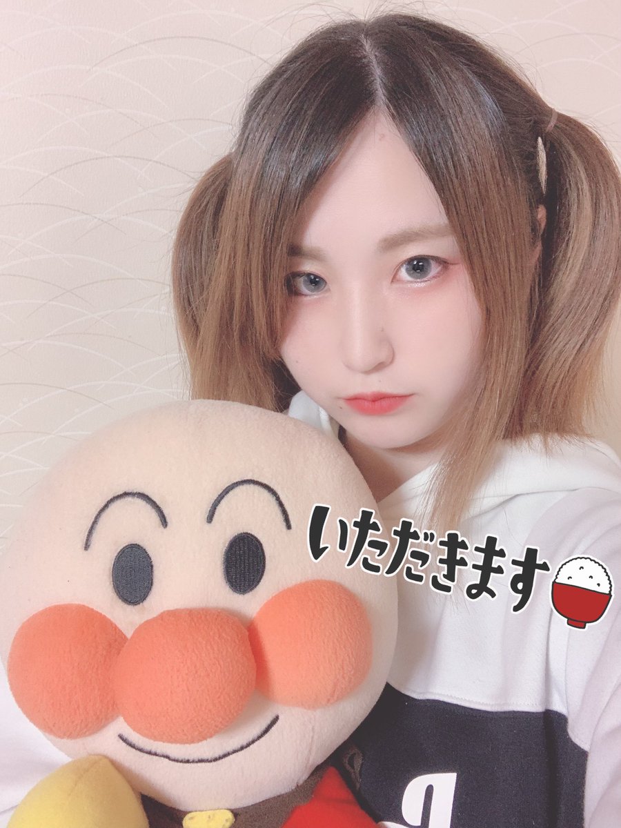白井舞 はくまゐ Twitter પર 病マナイガールが量産型になってみた 量産型 量産型メイク
