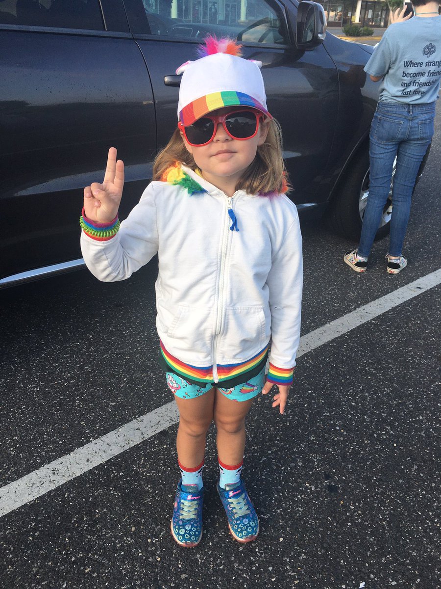 This kids style is everything. ❤️