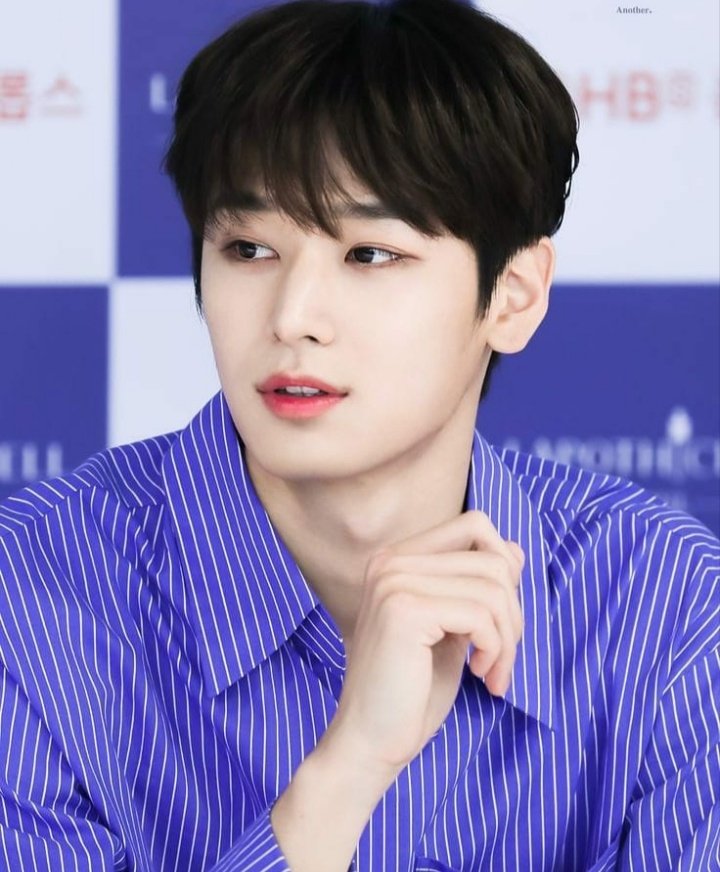 shua_mon's tweet photo. Bisa gak sih gantengnya di kondisiin https://t.co/G92MU6ie2i