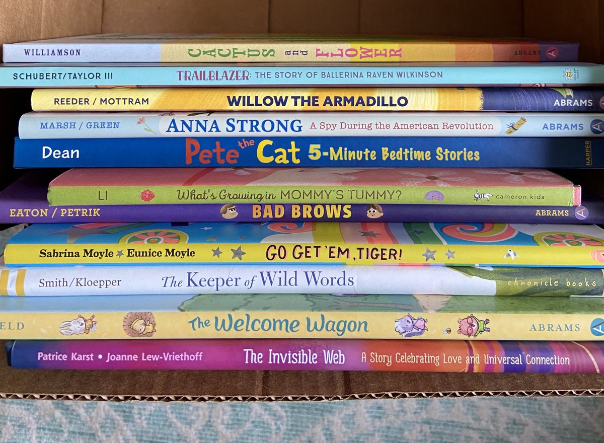 ✨New Giveaway!✨Follow &amp; R/T to enter! Indicate which box you would like in the comments (middle grade or picture book).I’ll add signed copies of Vanderbeekers 1 &amp; 2 in the MG box.✨I’m doing this every few wks, so stay tuned! Contest ends 7/10 @ 9pm EST. US only. #KidsNeedBooks