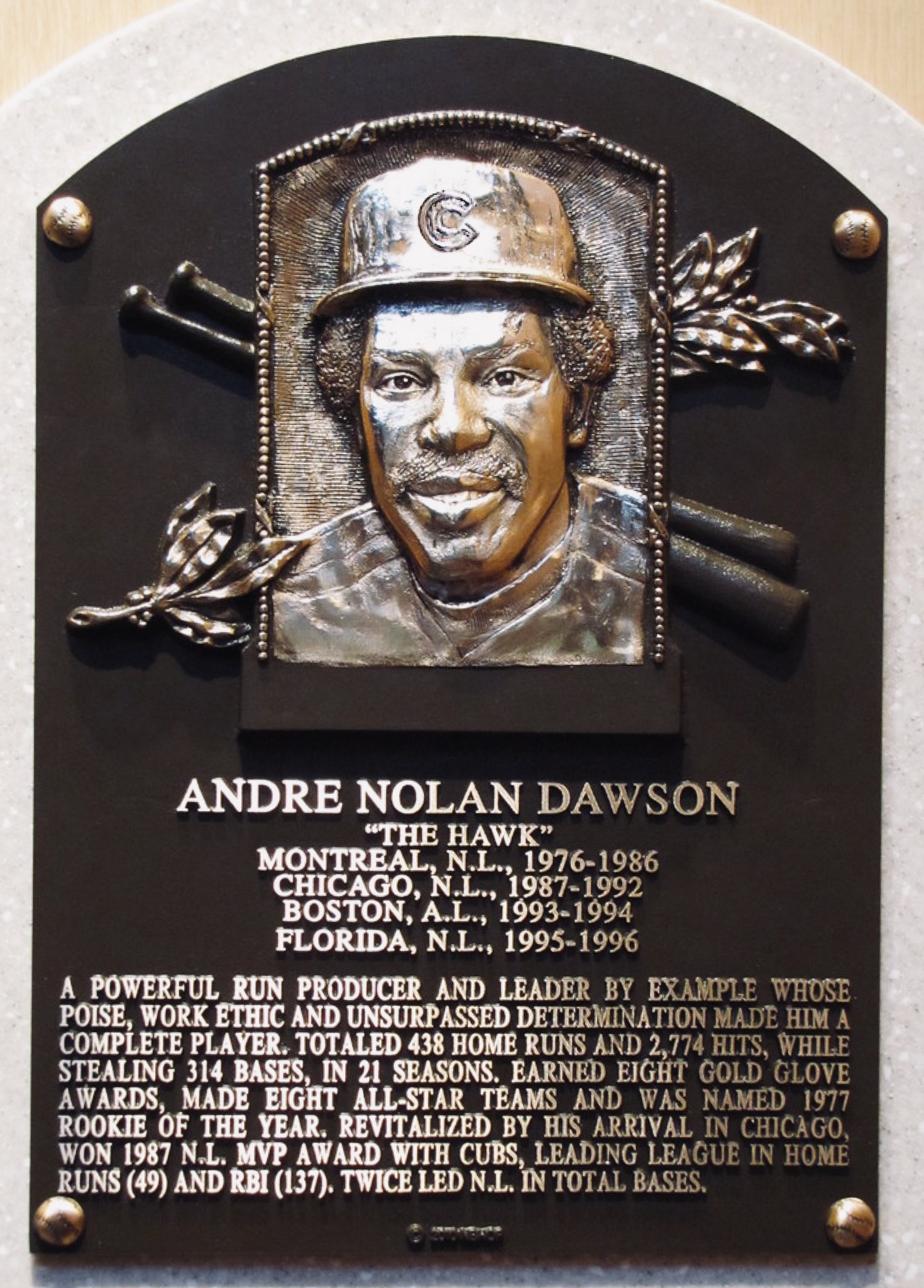 Happy birthday to legend Andre Dawson!

I corrected your plaque for you. 