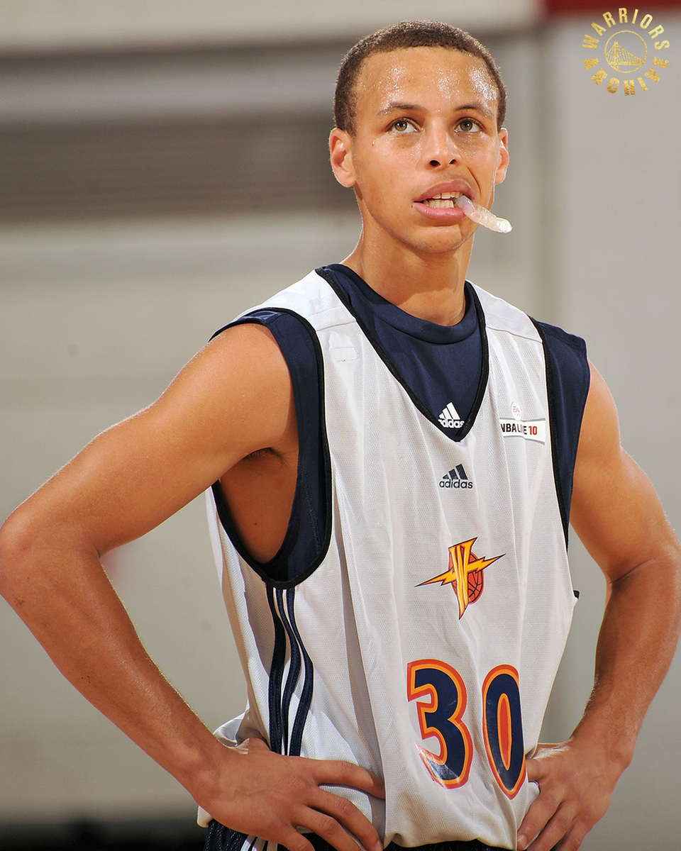 warriors's tweet photo. On this date in 2009, @StephenCurry30 made his NBA Summer League debut. https://t.co/RzlQ2wIDhu