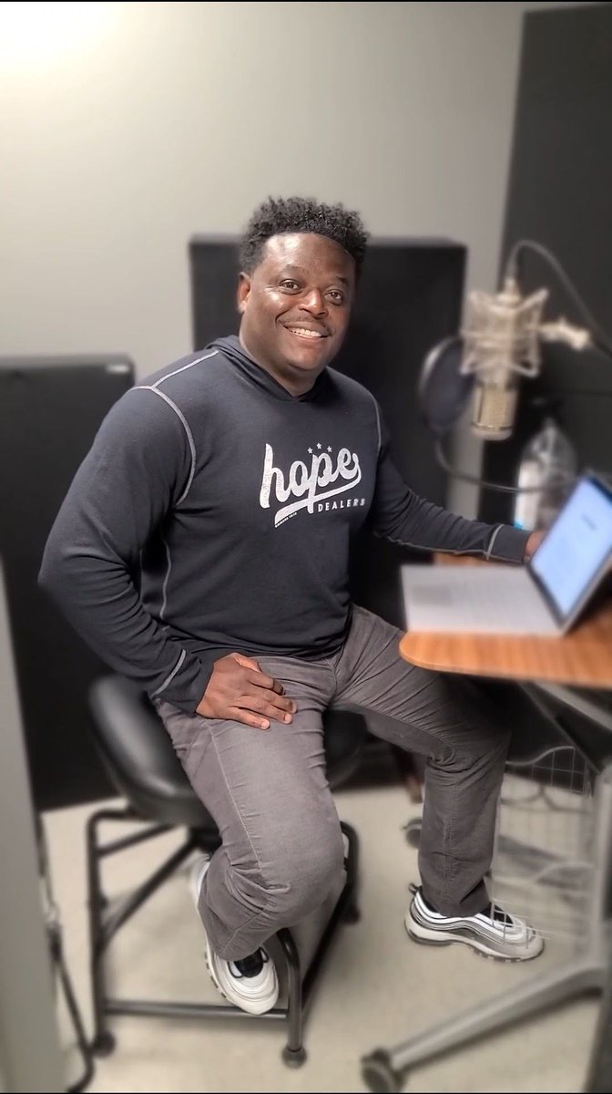 DerwinLGray's tweet photo. Reading for the audiobook of The Good Life was so hard but so worth it. I hope that you’ll enjoy listening to the truths in this book. Check it out on Amazon!

#thegoodlifebook https://t.co/rUJYRac3l7