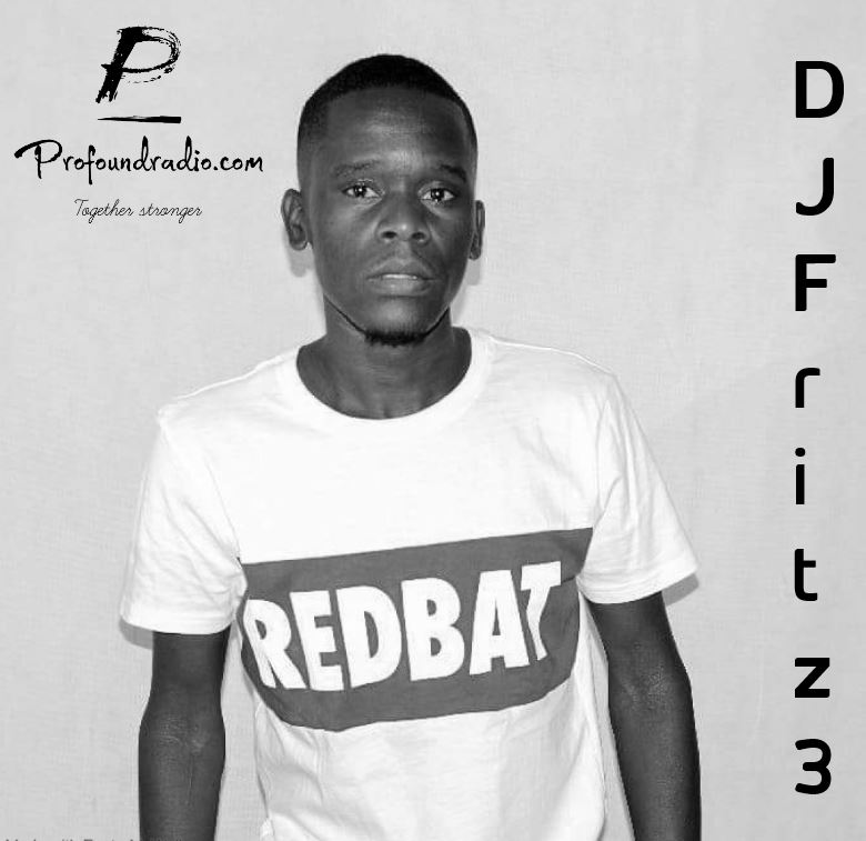 ProfoundradioC's tweet photo. @DJCrazyAnt @DJMadness56 @AwakingElements @DoezMr @Greenmamba1007 @janskyofficial @DejaQ_music @civadmusic @Wickes36O @1973NIKOLOP @dinobrosdj @DJDannyWakeling #deephouse #deephousemix #deephousetech #house #weareprofound #deephouse #internetradio #housemusic https://t.co/yIrwdpIWOy
