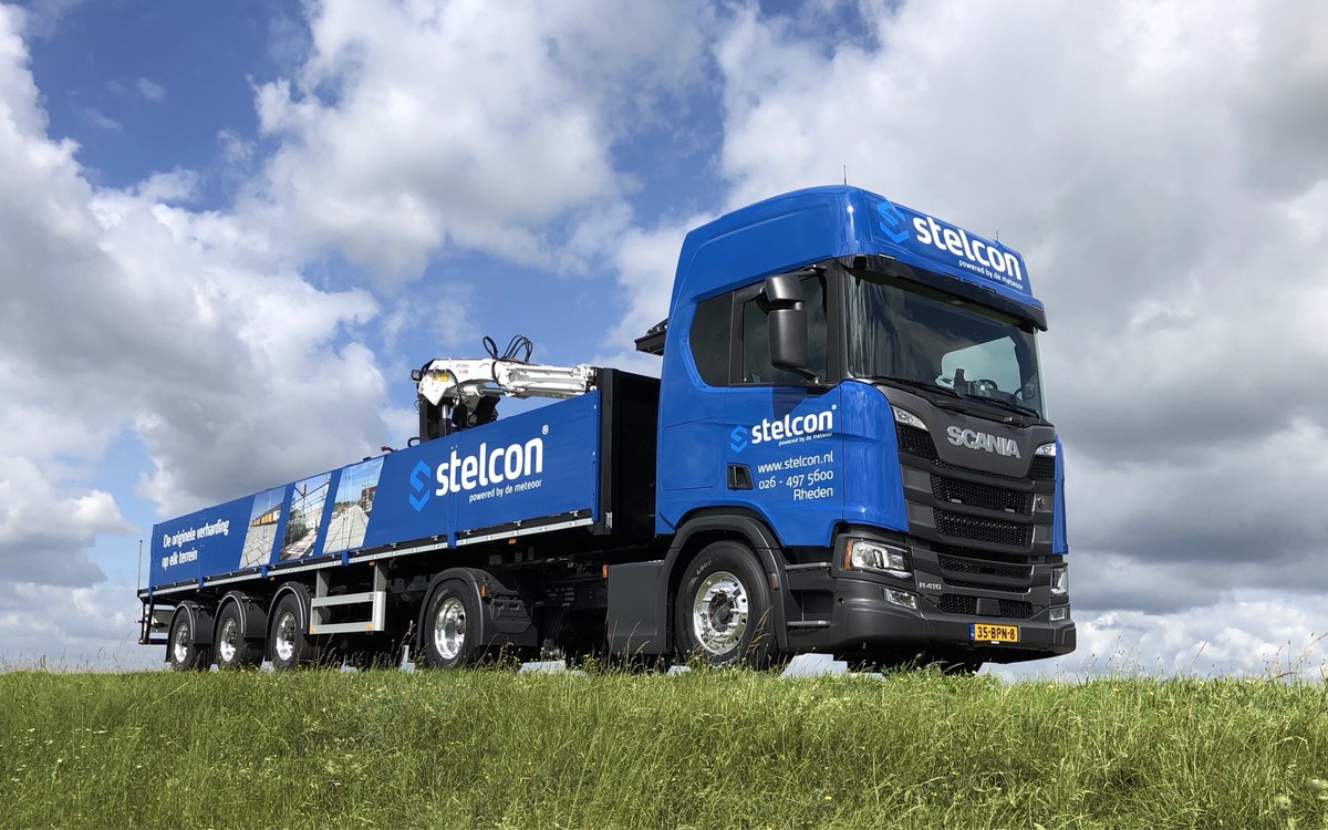 _Stelcon_'s tweet image. #Stelcon, DE originele verharding voor elk terrein wordt vanaf nu door Bouwvervoer BV ook met deze nieuwe combinatie, in huisstijl, geleverd.