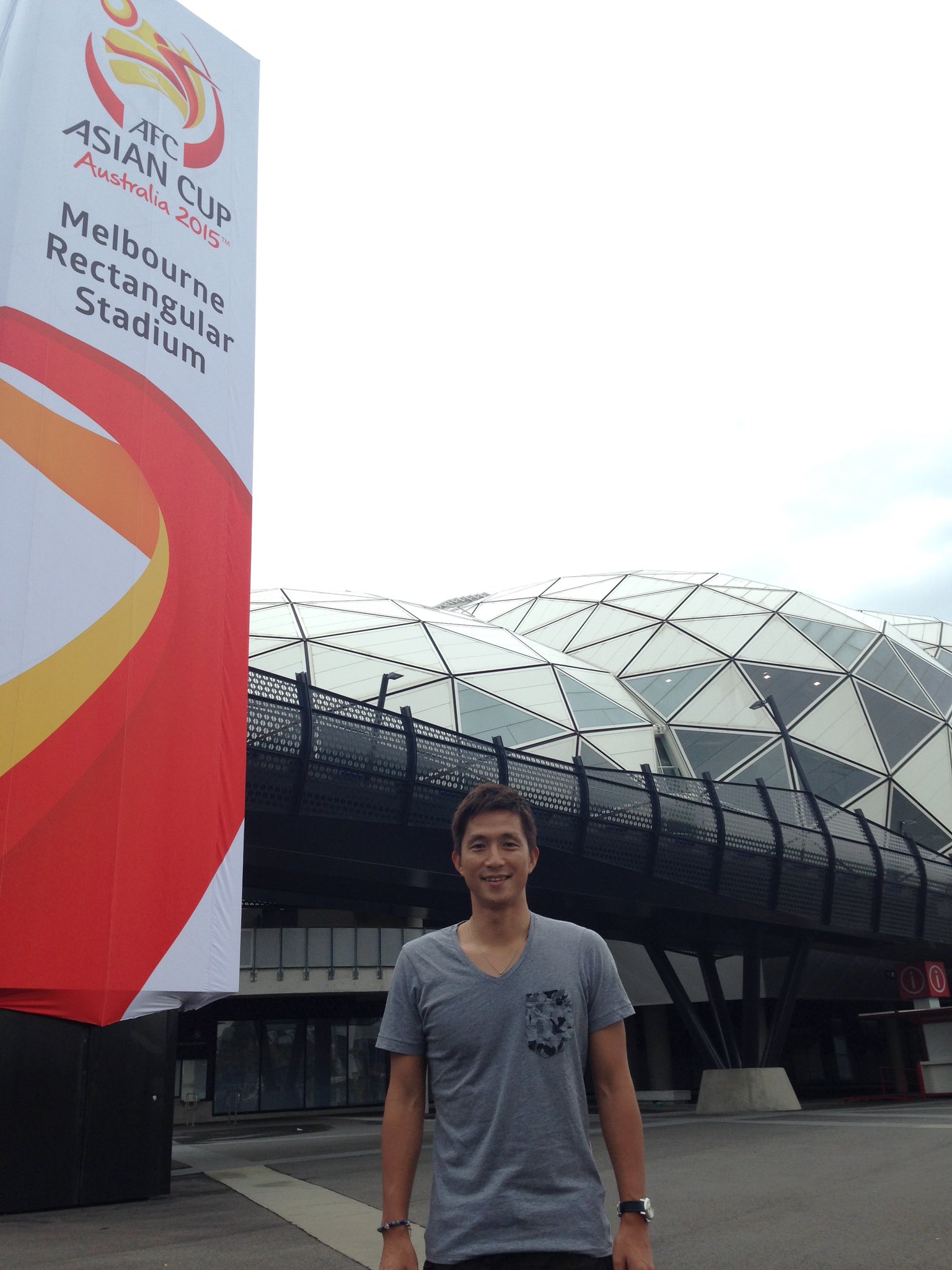 福西崇史 𝐓𝐚𝐤𝐚𝐬𝐡𝐢 𝐅𝐮𝐤𝐮𝐧𝐢𝐬𝐡𝐢 15アジアカップの思い出 この期間でメルボルンの街が好きになったんだよなぁ アジアカップ15 オーストラリア メルボルン Soccer 開幕戦 福西崇史 T Co 2tvnpmoqjb Twitter