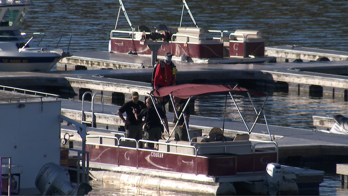 Dive teams loading up gear onto boats to search Lake Piru for #Glee actress #NayaRivera @KTLA @KTLAMorningNews #ktla #losangeles https://t.co/LMkXpdrBSW