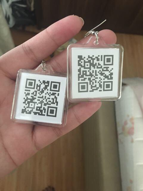 imbabyph's tweet photo. RELEASED ON IG: MAY 27

qr code earrings! customize it with any qr code!! rickroll ur friends? 🤔 https://t.co/v2gvnBKwc3