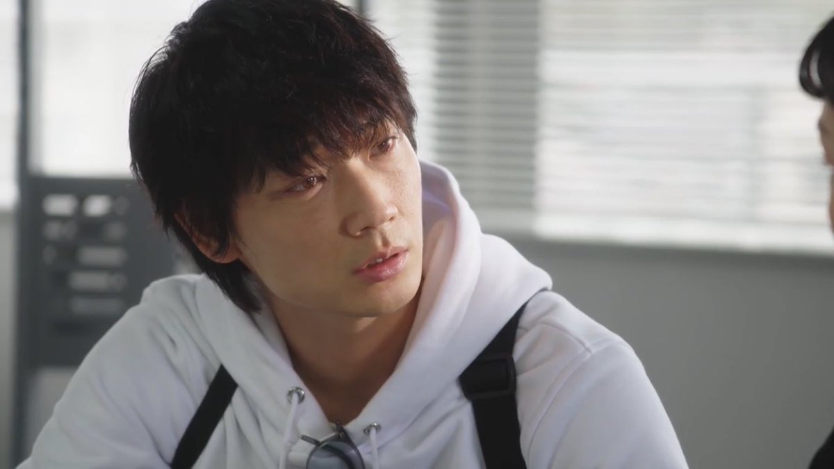 CM NOW boys Vol.4　綾野剛 CM NOW boys Vol.4 |本 | 通販 | Amazon