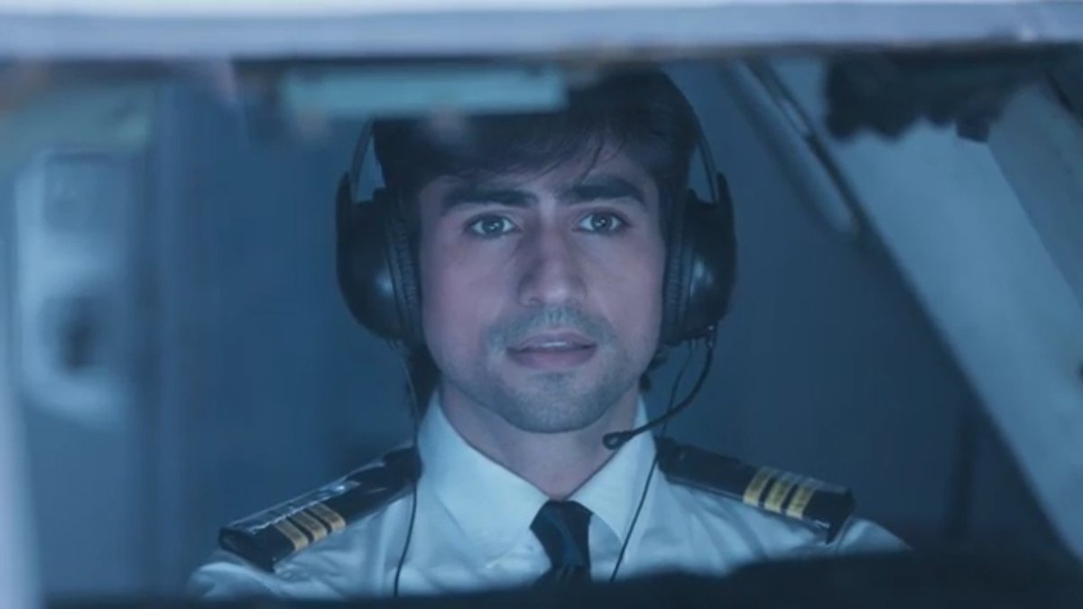 can't help it. these caps HAS to be in this thread!  #Bepannaah  #HarshadChopda