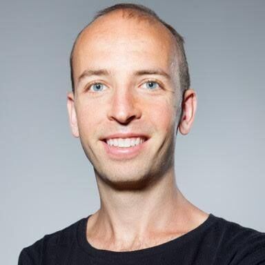 "Google is in a tough position because on one hand they want to give people what they want, but at the same time don't want to totally spurn content creators who are giving them all the content." @Backlinko on #featuredsnippets #seo #google #StructuredData bit.ly/2nfIcGM