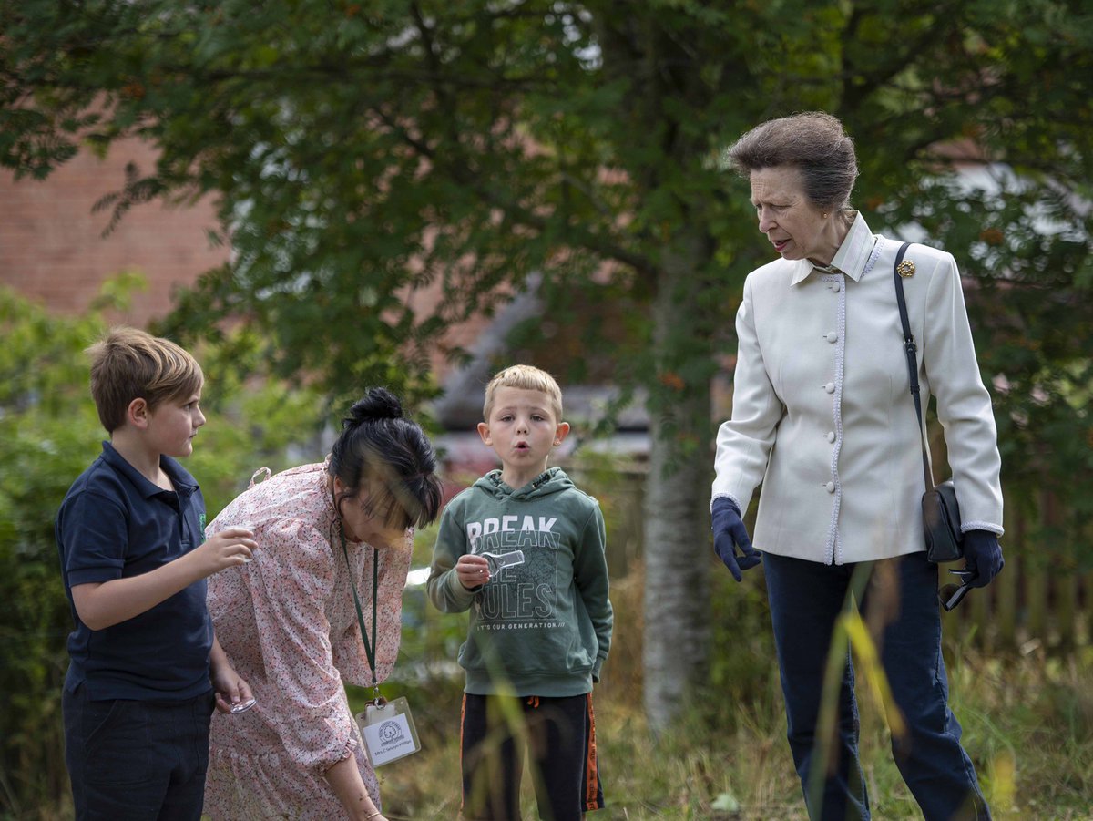 The Royal Family tweet media