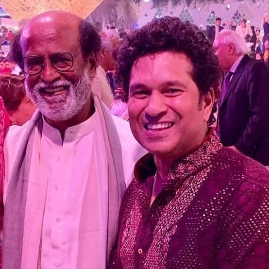 என் தங்கை உடல்நிலை சரியில்லாத காலத்தில் அவளுக்கு இன்ஸ்பிரேஷனாக இருந்தது, தலைவர் சிங்கப்பூரில் இருந்து மீண்டும் தெம்பாக திரும்பியது. அதேபோல் அவள் படிப்பில் தேர்ச்சி பெறாமல் இருந்தபோது இன்ஸ்பிரேஷனாக இருந்தது சச்சின் தான்.