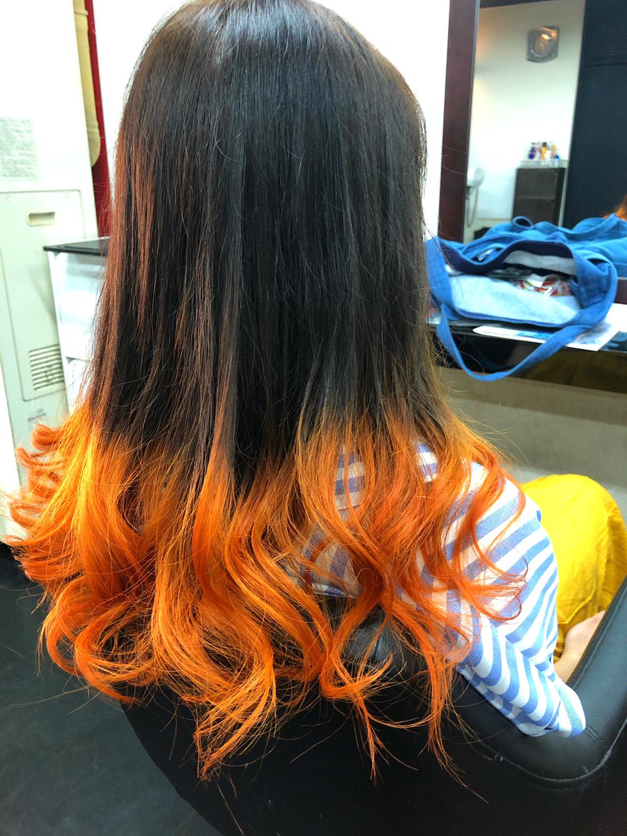 オレンジ髪色