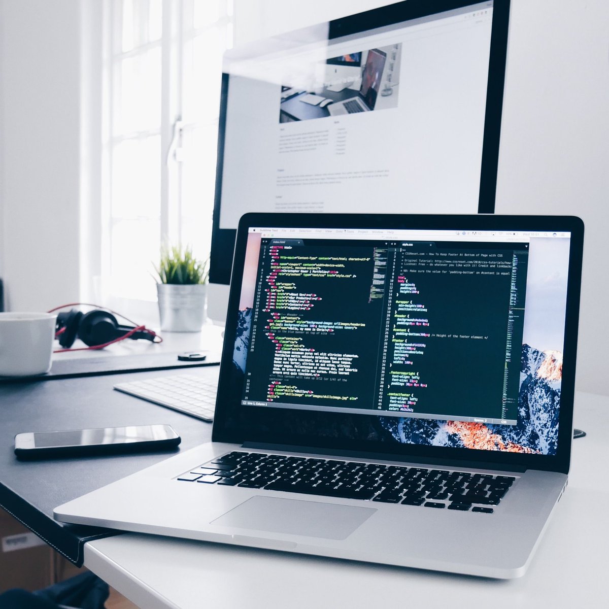 sealevelcomms's tweet photo. //FUTURE OF MARTECH// With things beginning to go back to normal, marketers will be starting to consider their martech stack in a post-COVID world. This @ClickZ article looks at how B2B brands must prepare for the digital world dominated by video content https://t.co/iHWbyI1zJL https://t.co/pnpbPNcMq2