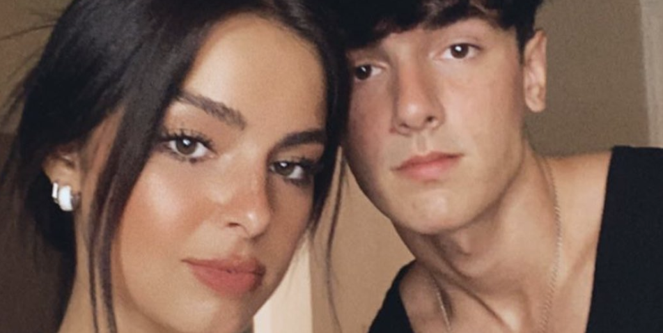 Bryce Hall and Addison Rae Seemingly Confirm Their Relationship in a TikTok https://t.co/76HzsUaNnZ https://t.co/eHDCDOw6U0