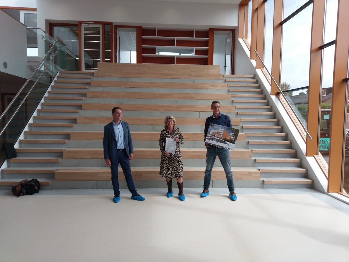 Blij voor alle leerlingen en leerkrachten van Biltse basisschool De Regenboog dat ze hun nieuwe prachtige schoolgebouw kunnen betrekken na de zomervakantie.Van harte gefeliciteerd <a href="/RBdebilt/">BS De Regenboog</a> en @deltadebilt.