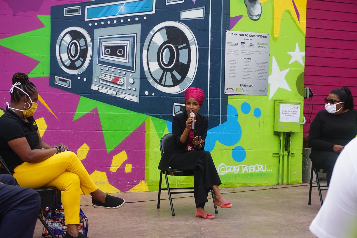 Thanks so much to Representative <a href="/Ilhan/">Rep. Ilhan Omar</a> for visiting West Broadway and conversing with some of the wonderful businesses (including NEON clients and @WBC_mpls members <a href="/YOUVEBEENSOULED/">Wendys House Of Soul</a>, <a href="/Tricales/">Tri-Construction</a> and Flora's Hair Designs) that call it home!

#Northside #smallbiz
<a href="/North_MPLS_/">NorthMpls.org</a>