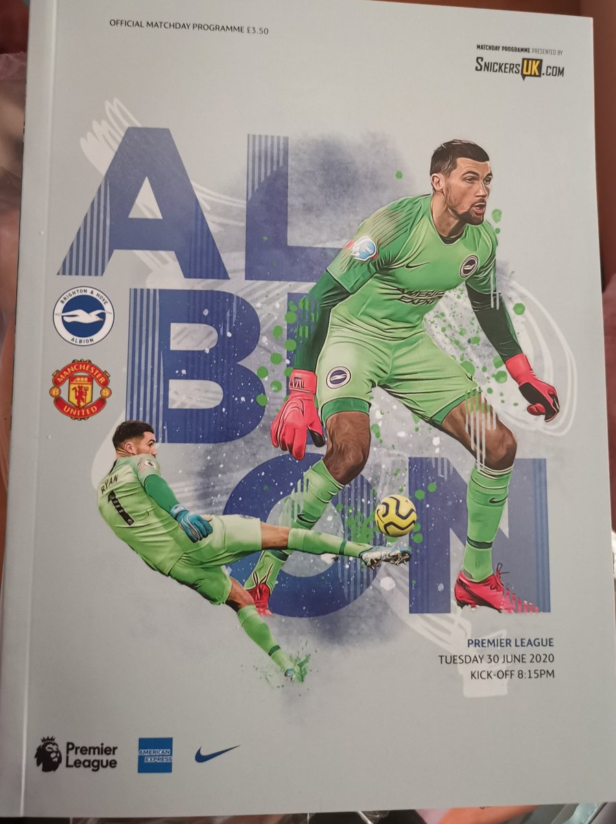 DKendallMedia's tweet photo. Looking through my programme collection and came across this @SeagullsProg from late 2010 so felt appropriate to compare it to one of their most recent programmes. What a difference 10 years can make. #BProgs @NonLgeProgs https://t.co/2W2FuSHtkO