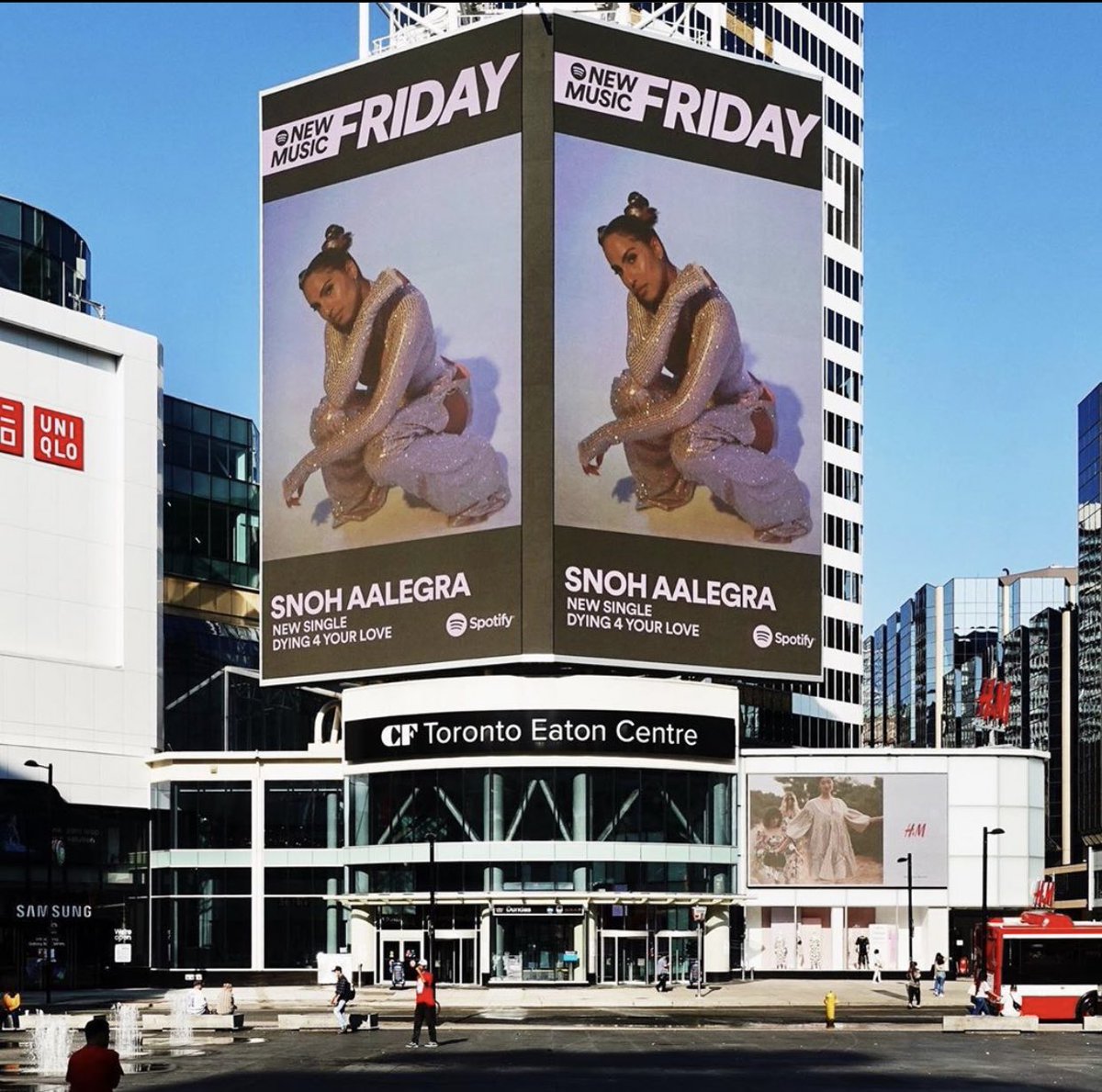 SnohDaily's tweet photo. Snoh billboards in Toronto for @SpotifyCanada &amp; LA for @amazonmusic ✨ https://t.co/I3VsDn5ZnV