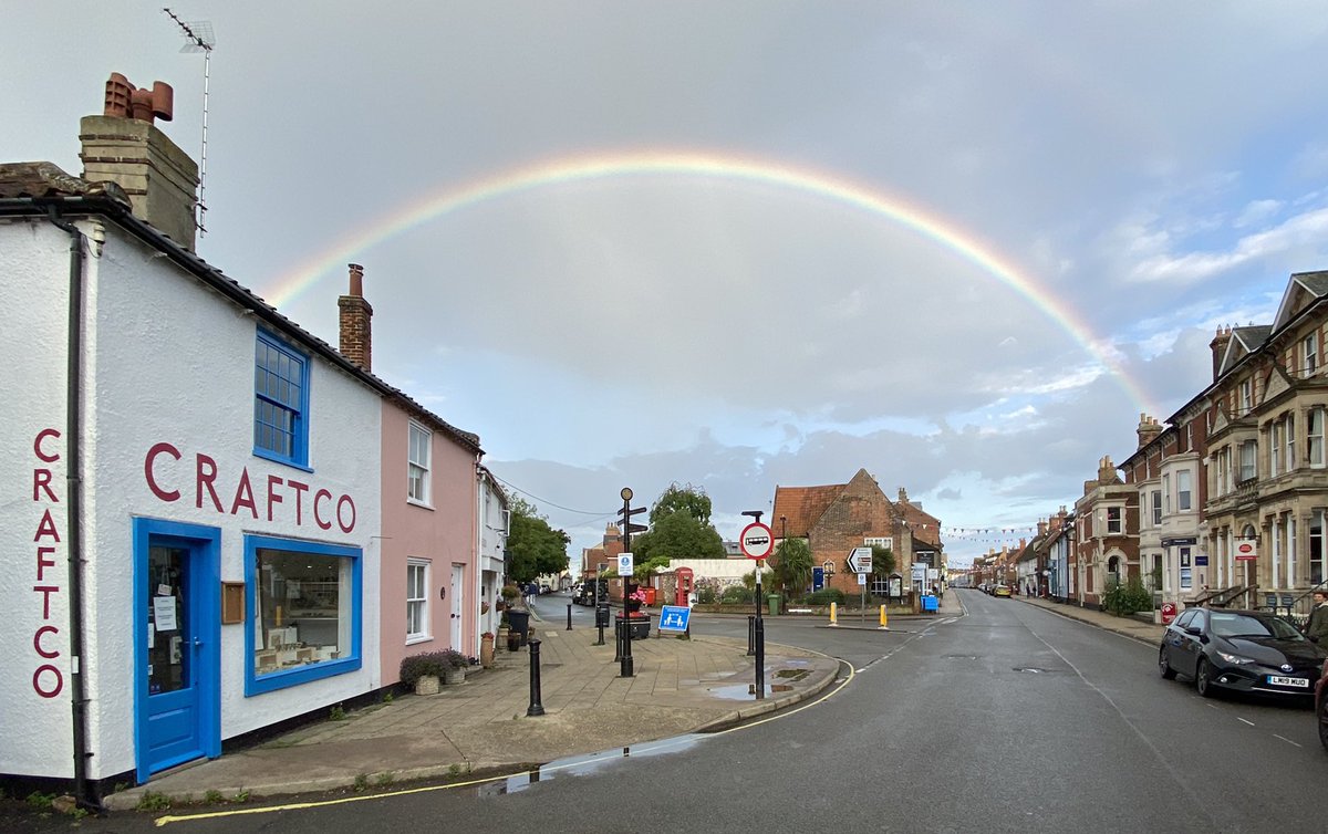 Tucker303's tweet photo. @talktalbot @cksouthwold @Adnams From the middle of the High Street angle it’s #CraftCo https://t.co/J6mFLs0Qv5