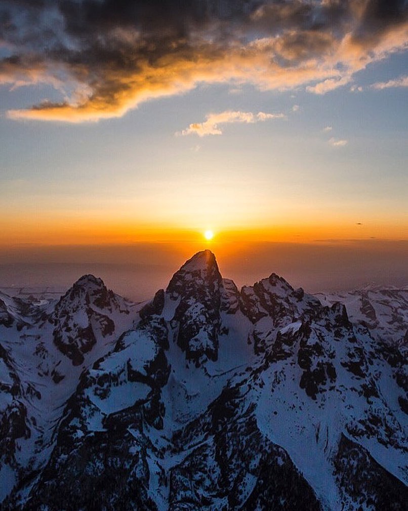 jimkchin's tweet image. An unexpected gift. Sunset in Grand Teton National Park.