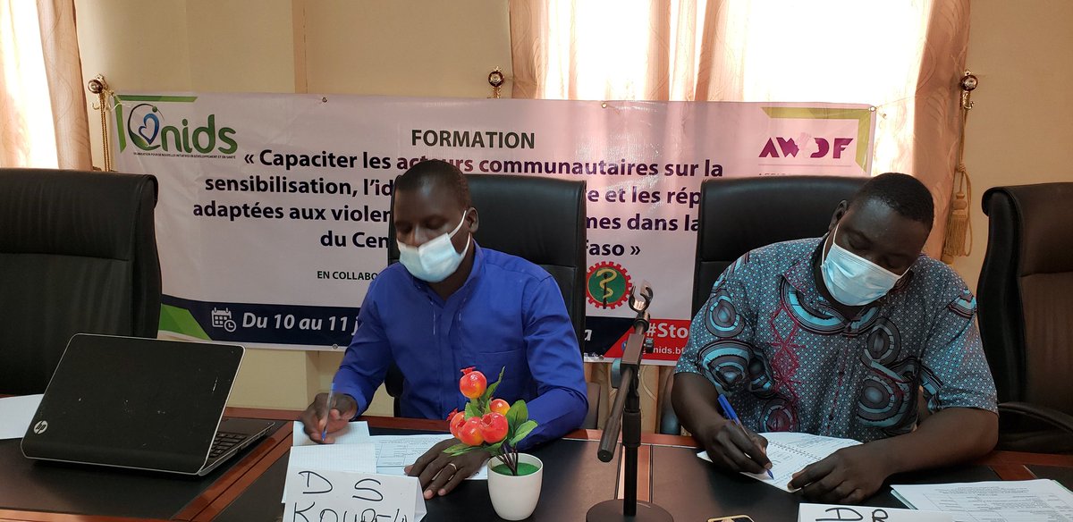 Nos Champions engagés pour #StopVBG dans 20 villages du #CentreEst #Boulgou #Kouritenga avec le soutien financier de <a href="/awdf01/">African Women's Development Fund</a> <a href="/AWDFFR/">AWDF Francophone</a>.Merci  #MinistèreFemme, #MinistèreSanté #MinistèreDroitsHumains pour le dialogue engagé.