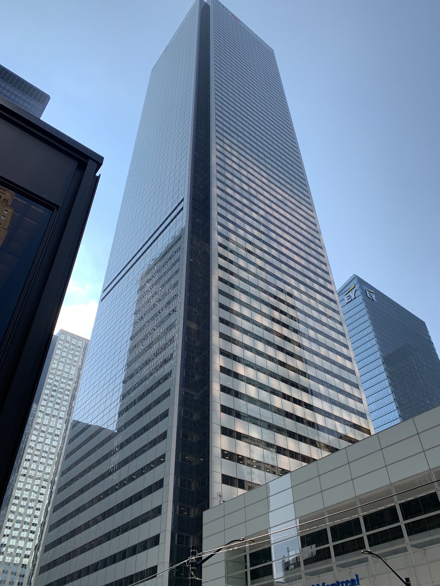 It really was butchery to replace the Carrera marble on Ed Stone’s  @FirstCanadianPl with glass