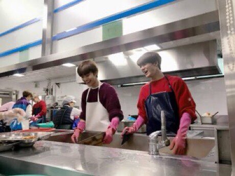 jaemin anually volunteers to help feed the eldery people at nursing homes. he even gives up some of his holidays to help people :(