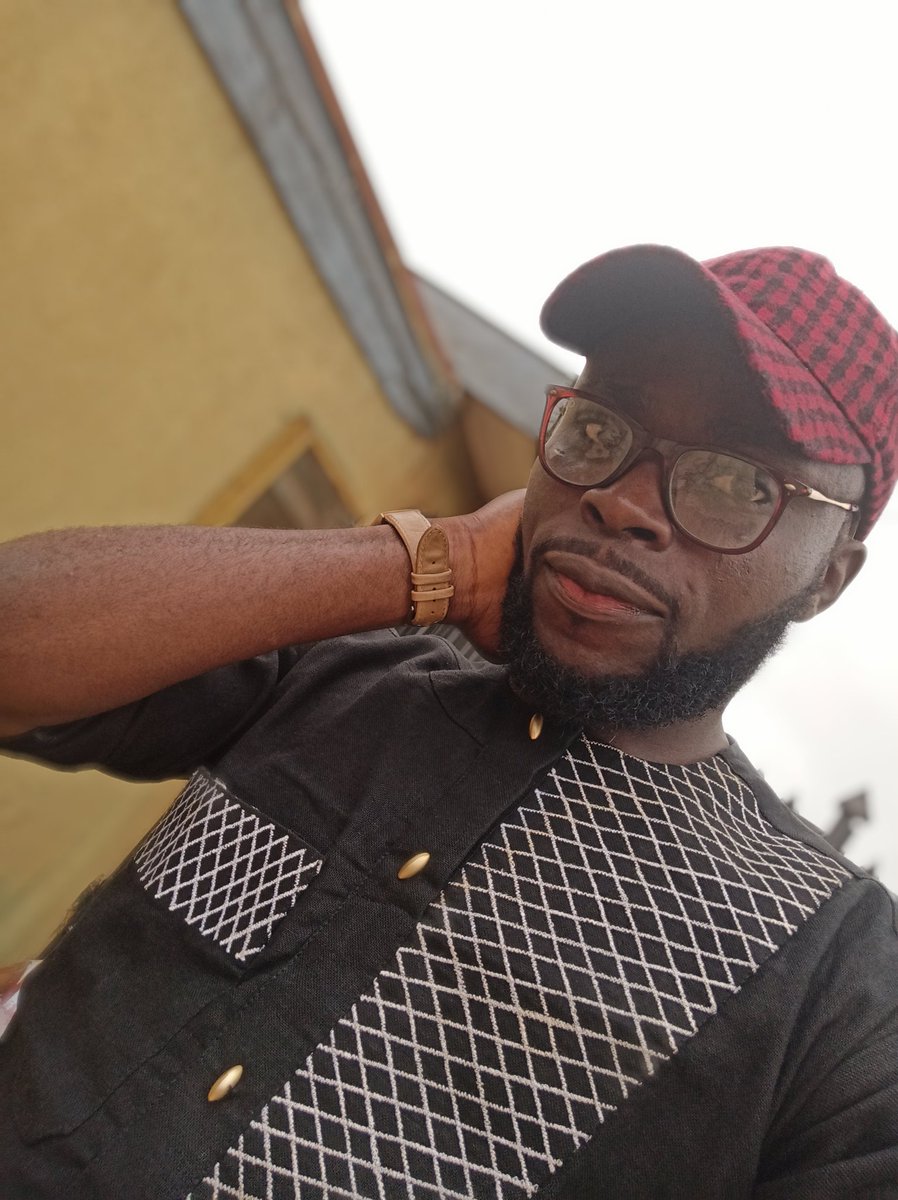 SmilingPen's tweet photo. I have been on this platform for 6years and my followers are very countable despite having great content.
If you see this post PLEASE FOLLOW ME, I promise to FOLLOW BACK.
#Jada #WAEC #HalaMadrid #burna #mendy #EndSARS #RevolutionNow #Akon #FirstBitcoinATMIn9ja #ChampionsLeague https://t.co/WVZkcH1RK8