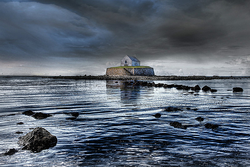 On a tiny island at the western fringes of Ynys Môn, encircled by the Irish Sea, in the silhouette of the mighty Wicklow Mountains, sits a landmark.A beacon to the heavens.A church in the sea.The simple, spellbinding St Cwyfan's.THREAD 