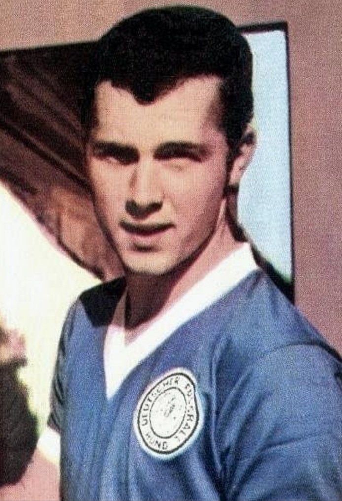 In 1954 at the age of 9 Beckenbauer signed for the youth team of SC Munich. Franz was an 1860 Munich fan and dreamed of playing for them one day. SC Munich was running low on funds and wanted to disband its youth setup. Franz was planning to join 1860.