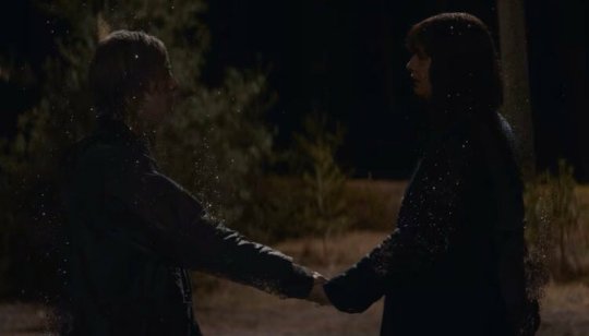 arsln_mzgn's tweet image. Bencede birbirinize çok yakışıyorsunuz başka türlüsüne inanmayın 😍❤ #darkfinal