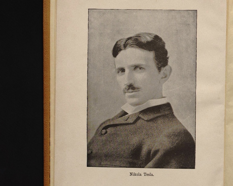 DataCite's tweet photo. Happy Birthday Nikola 🎉On this day he would have turned 164 years. Today's #DOIofTheDay is a digitized version of one of his books (in German). Digital collections use #DOIs to make monographs even from 1895 citable.😉Deposited @UB_TU_Berlin #OpenScience https://t.co/qTxgvGjrj5 https://t.co/iCZAoIBMZT