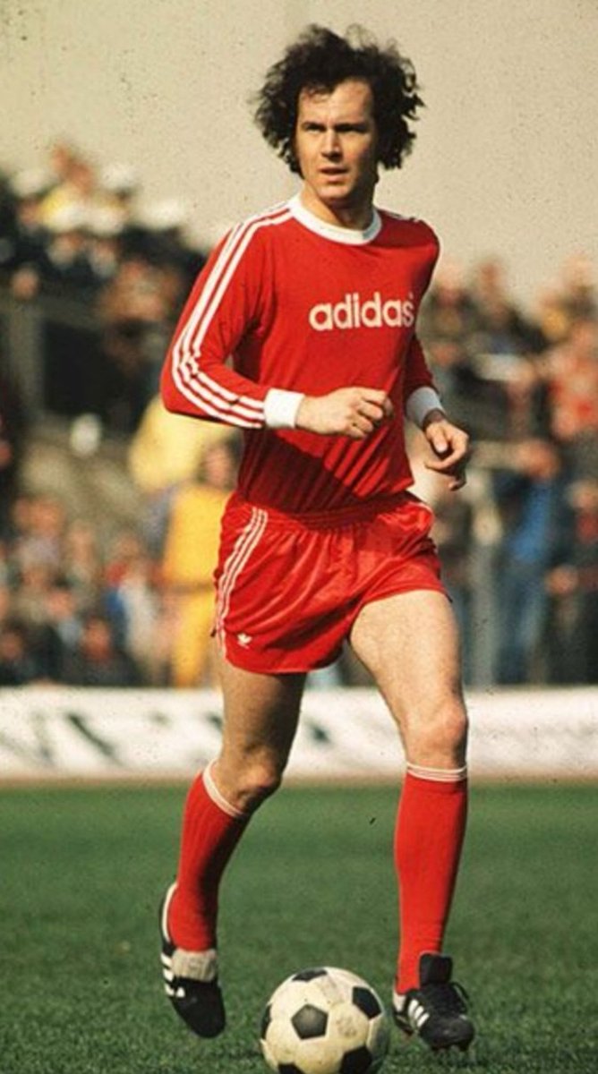 Franz decided to change his position. He moved into the defense as a ball playing center half that could carry the ball forward, help with the build-up play but also win back the ball back and fend off opposing attacks inventing the role of the sweeper (libero).