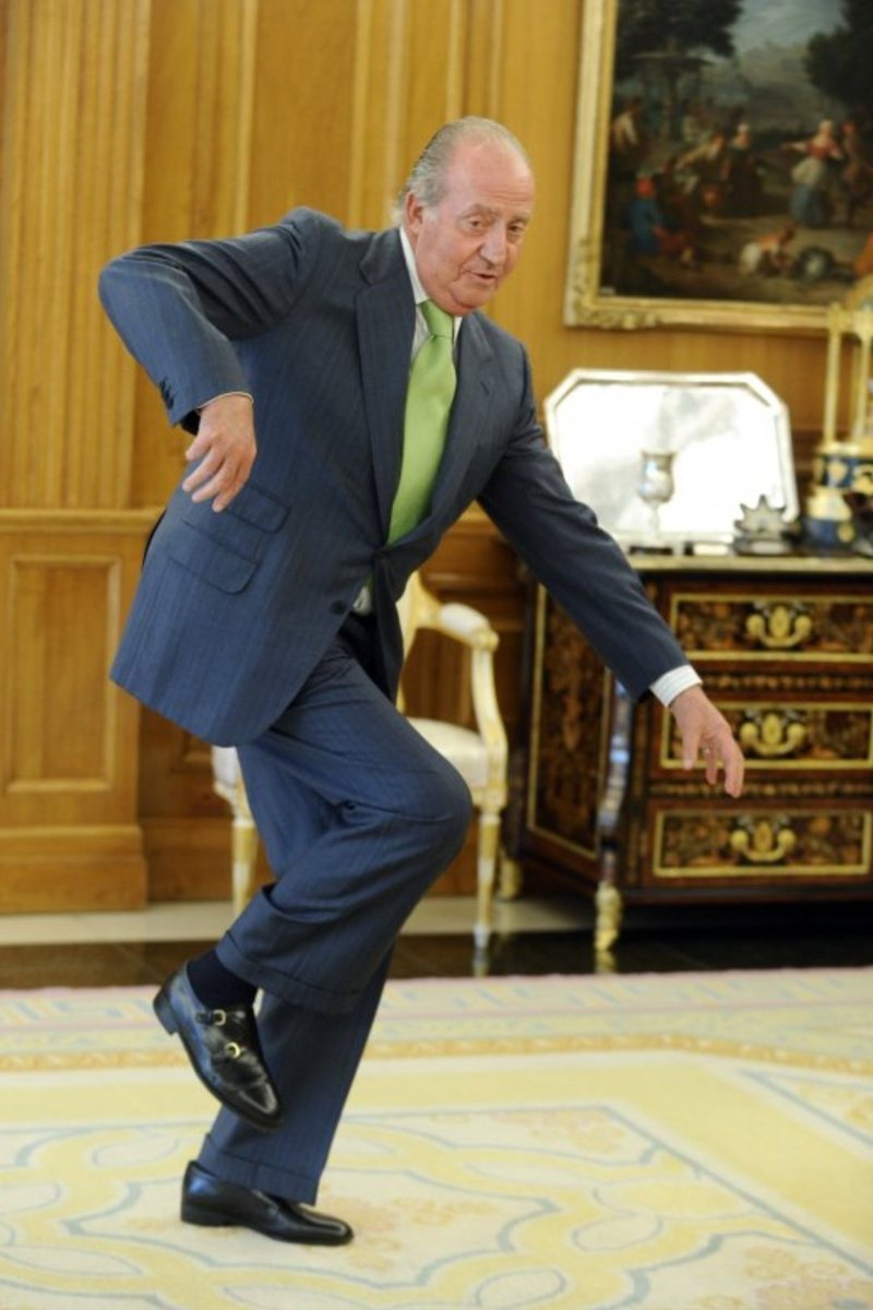 _cecinews_'s tweet photo. Todo el mundo haciendo el baile del dinerooo https://t.co/KcuUH4T3o6