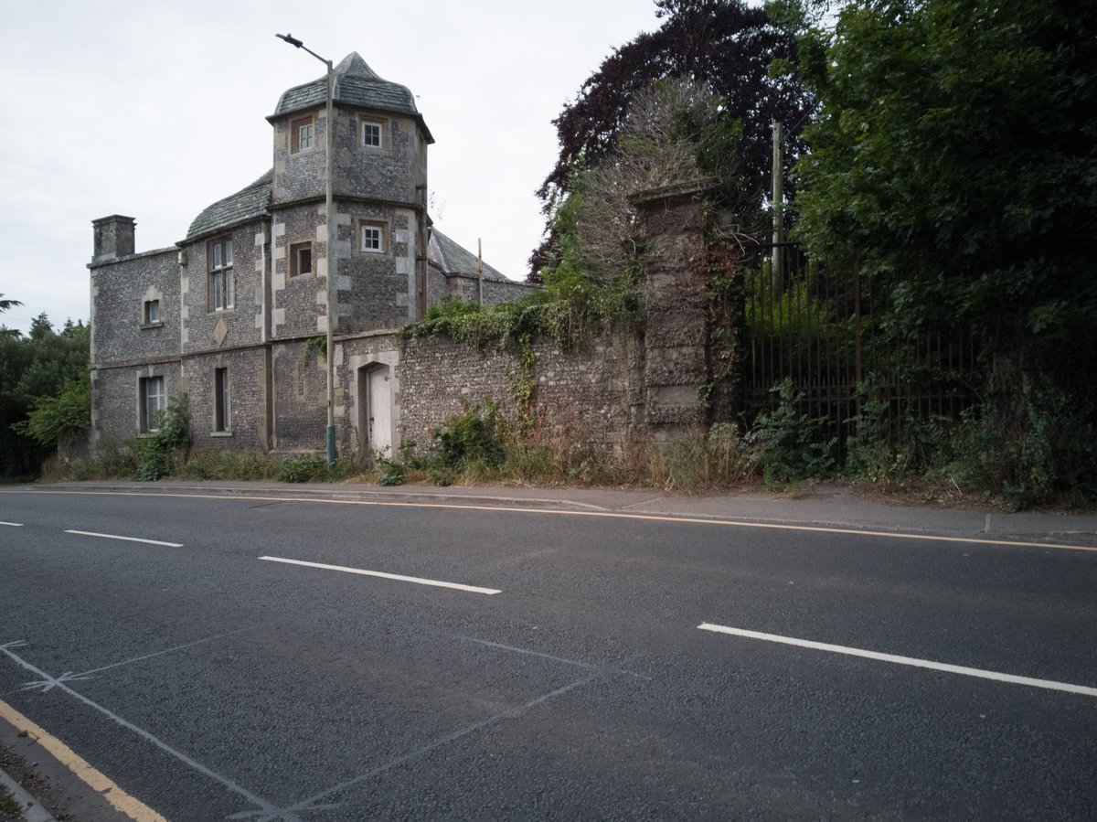 There are some attractive buildings as you approach the roundabout.