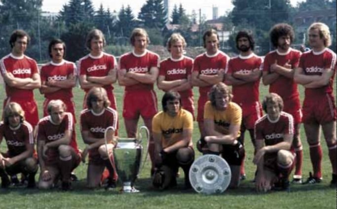 Meanwhile Bayern had put together an unreal team with players like Beckenbauer, Müller, Roth and Hoeneß and were coached by the great Udo Lattek as they won the Bundesliga title 3 times in a row (1971-72, 1972-73, 1973-74)