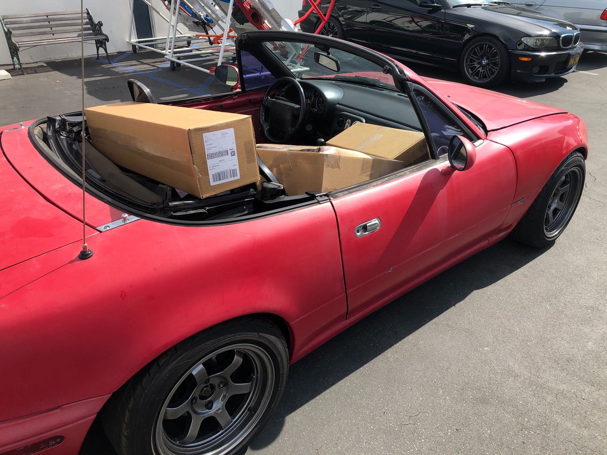 Garagistic's tweet photo. Now there is a stylish way to get the shipments delivered! #garagistic #e36 #r3v #bmw #r3vlimited #m50 #m54 #s54 #garagisticapp #190e #16v #m50 https://t.co/z2dEBLWsGf