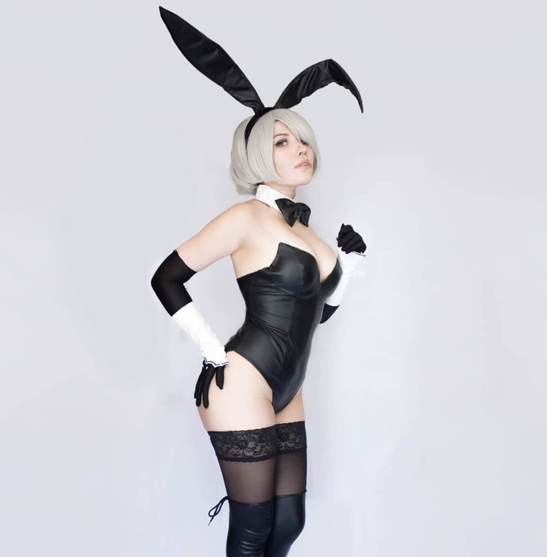 2B, trying this again because i hated the first pictures i posted #cosplay # cosplayer #cosplaygirl #cosplaying #bunnygirl #bunnysuit…