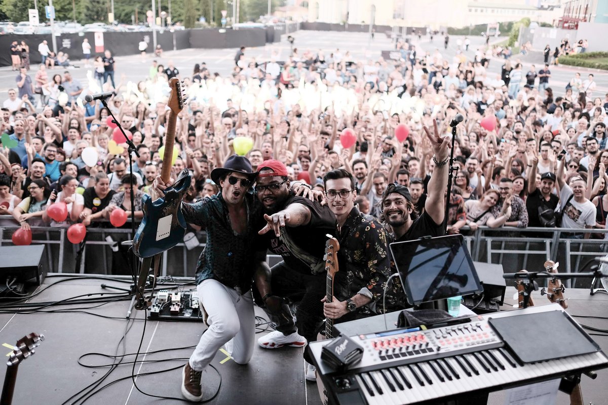 Can you tell I miss live shows?